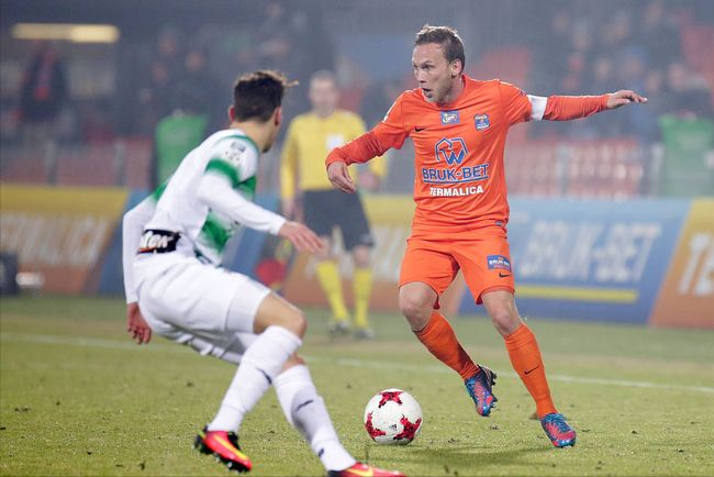 而缺乏观众 而缺乏观众