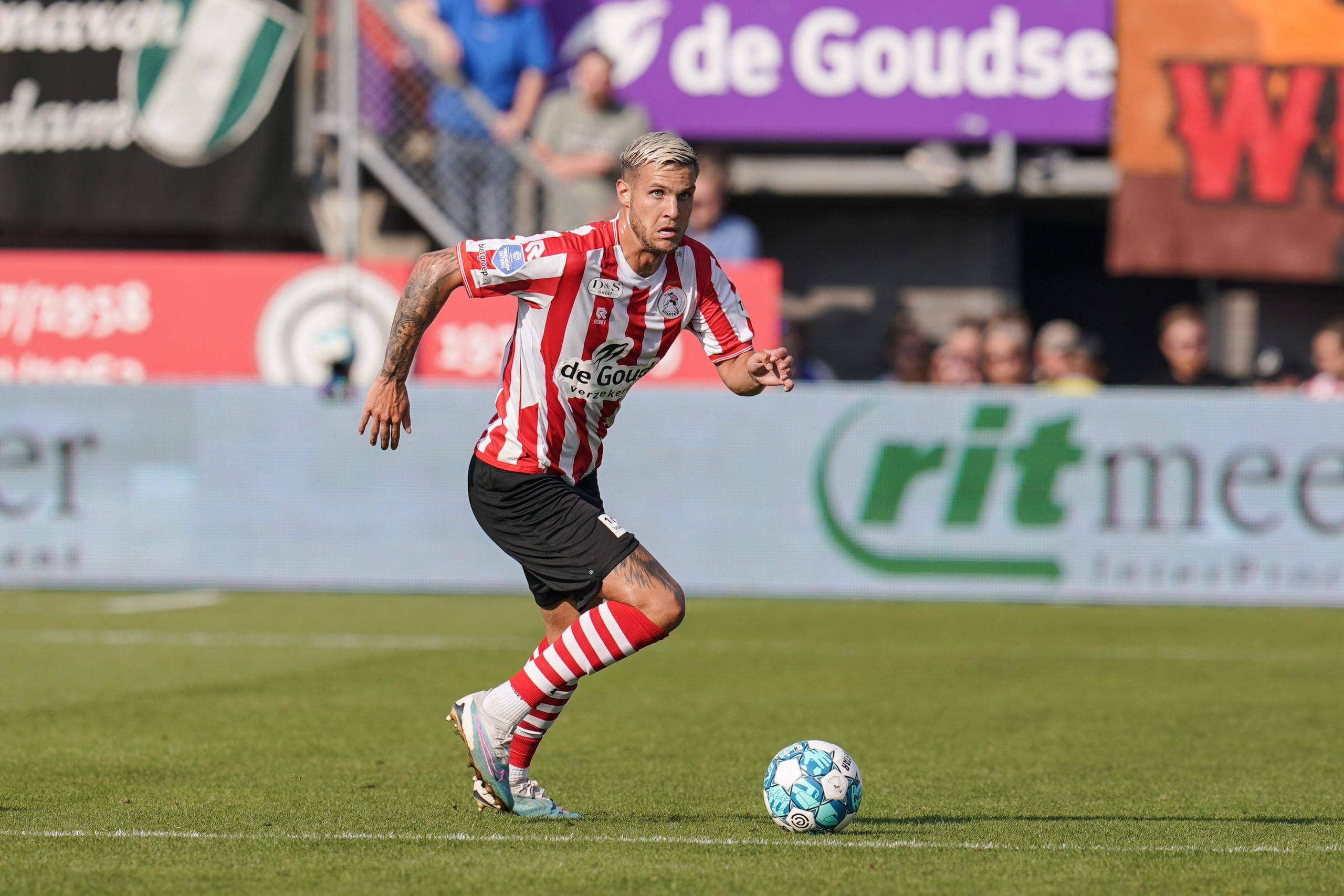 更是他逐渐 更是他逐渐