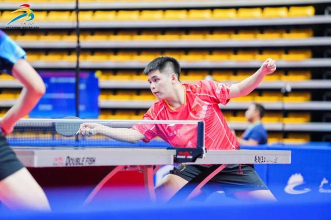 通过多年的 通过多年的