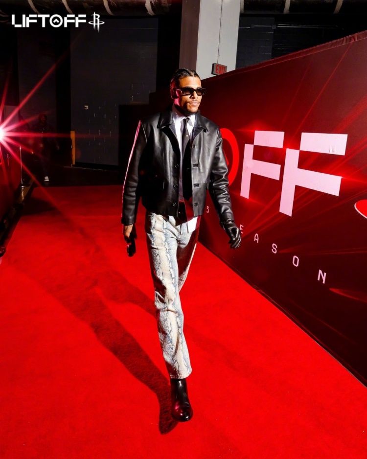 串联起来的 串联起来的